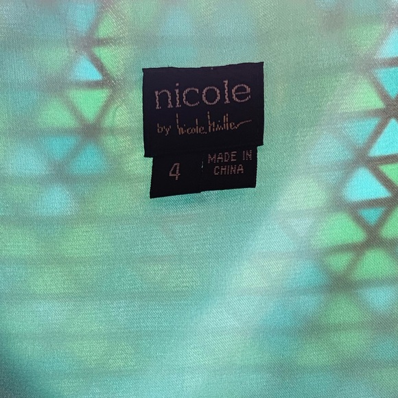 Sleeveless Dress - Picture 8 of 13